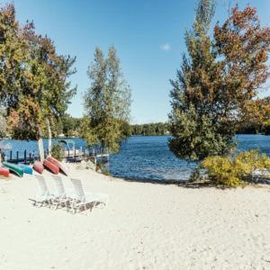 Crescent Lake Inn And Suites Wolfeboro Exterior foto
